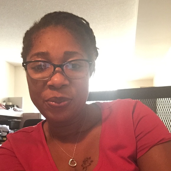 Meet your Posher, Folorunsho - Picture 1 of 1